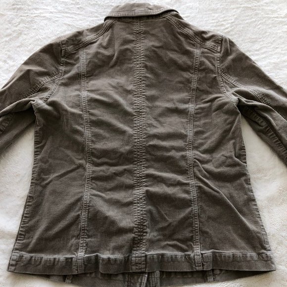 Beautiful Vintage Bass Jacket - Picture 12 of 15